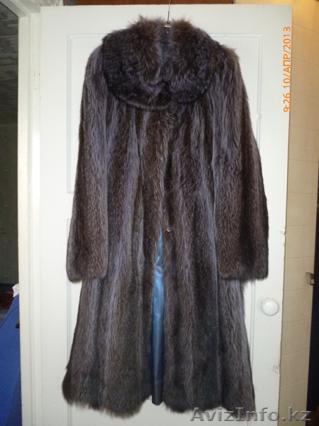 СРОЧНО!Продам енотовую шубу - Изображение #1, Объявление #996207
