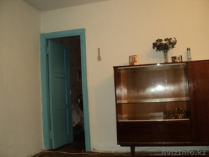 продам 2-х комнатную квартиру в кирпичном доме в центре - Изображение #1, Объявление #1251158